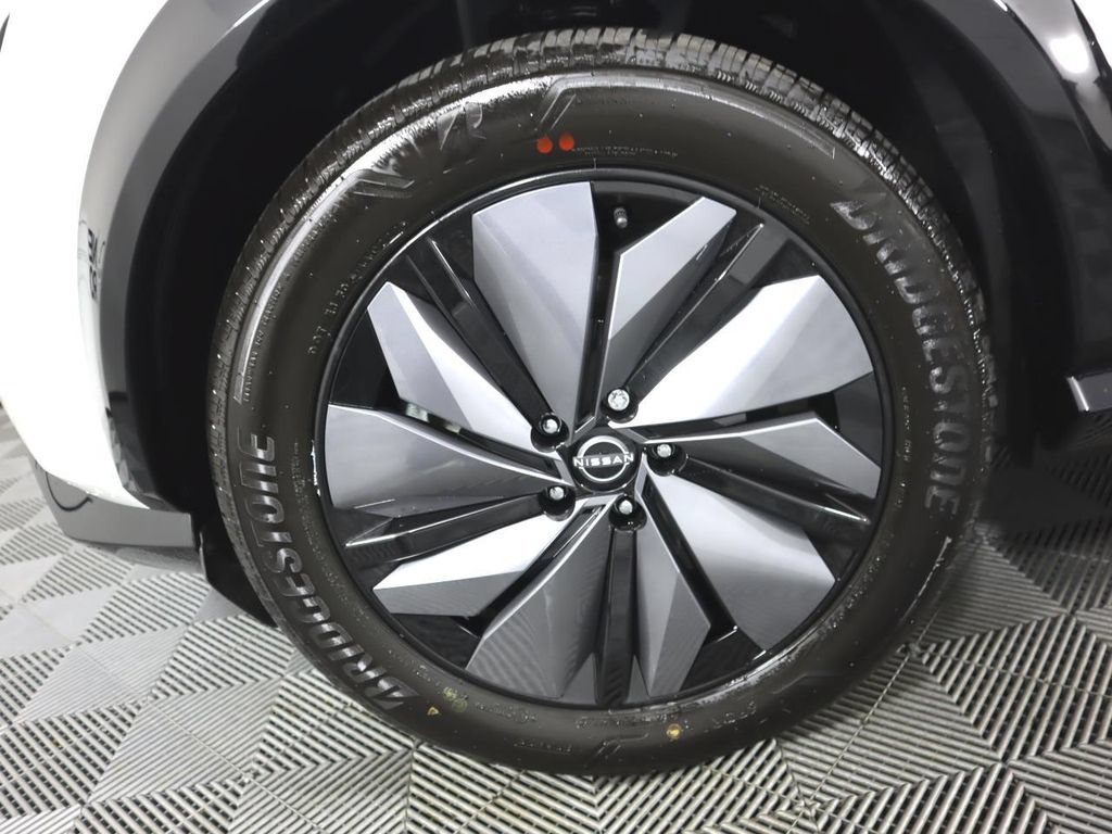 Certified 2023 Nissan Ariya FWD image 33