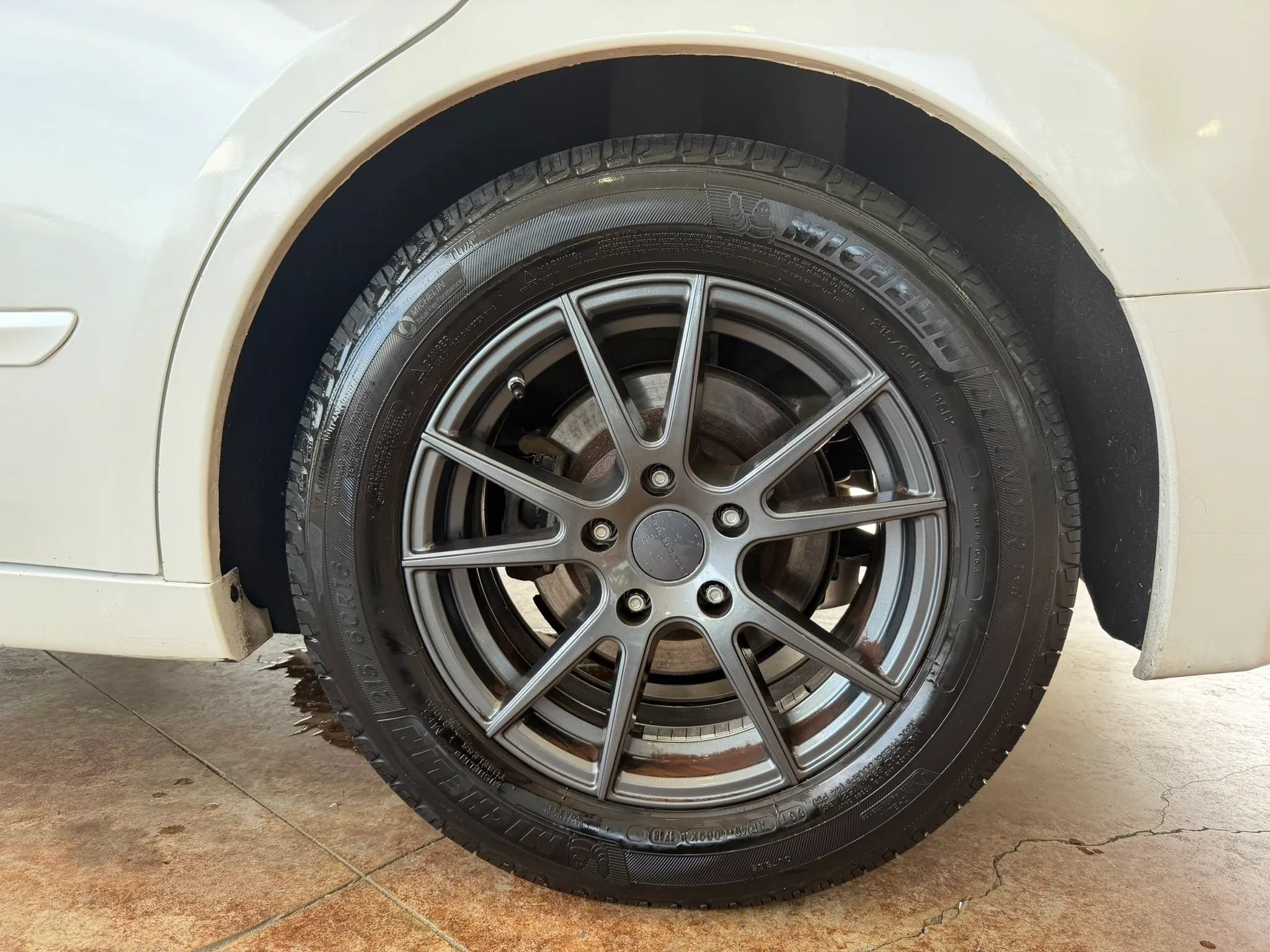 Used 2010 Nissan Altima 2.5 S FWD image 24