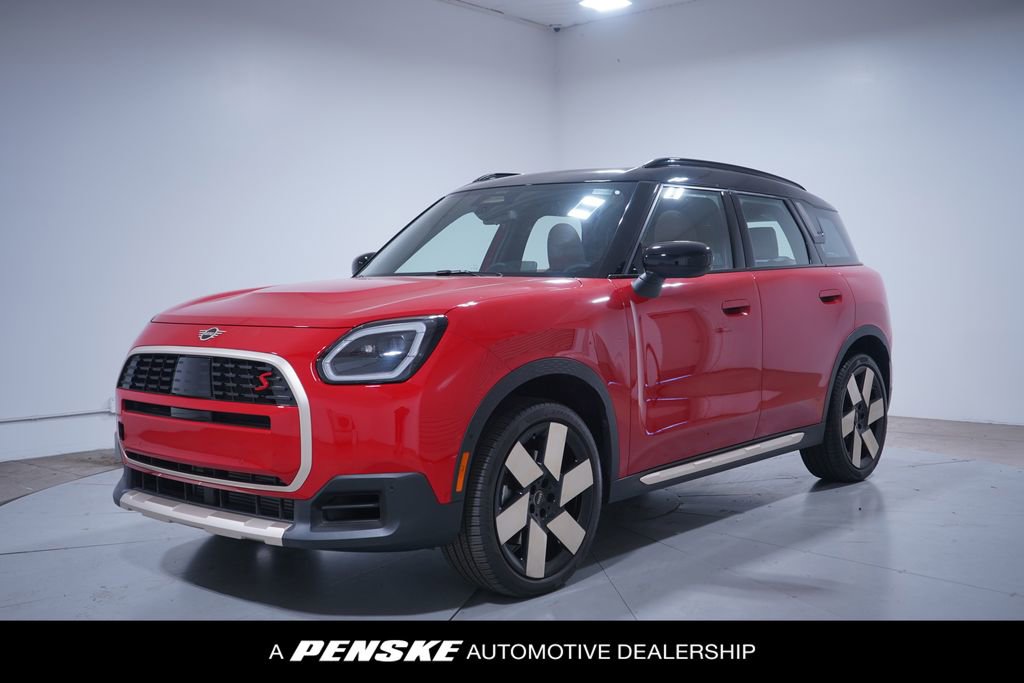 Used 2025 MINI Cooper Countryman S image 1