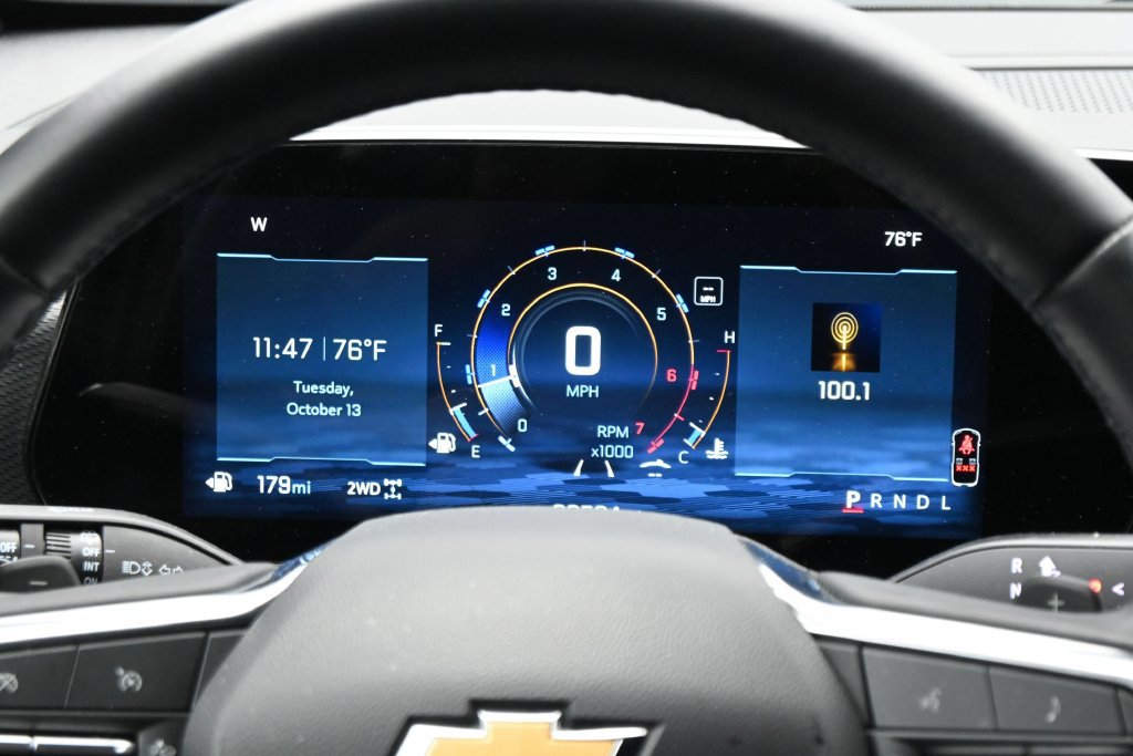 Used 2026 Chevrolet Equinox LT AWD/4WD image 16