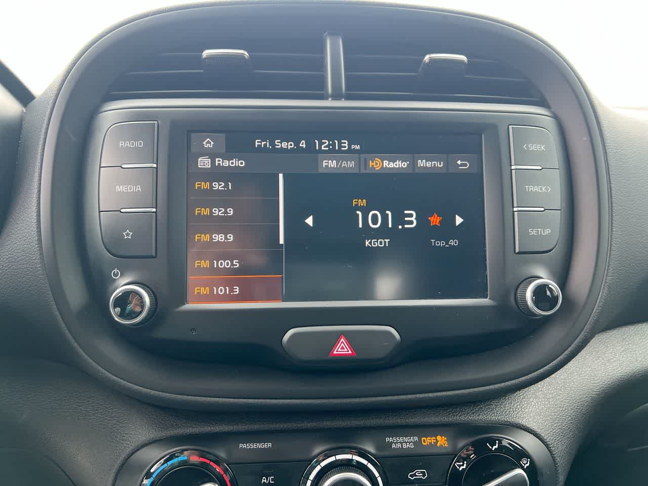 Used 2024 Kia Soul LX w/ Option Group 015 FWD image 16