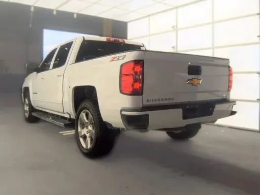Used 2018 Chevrolet Silverado 1500 LT w/ All Star Edition AWD/4WD image 6