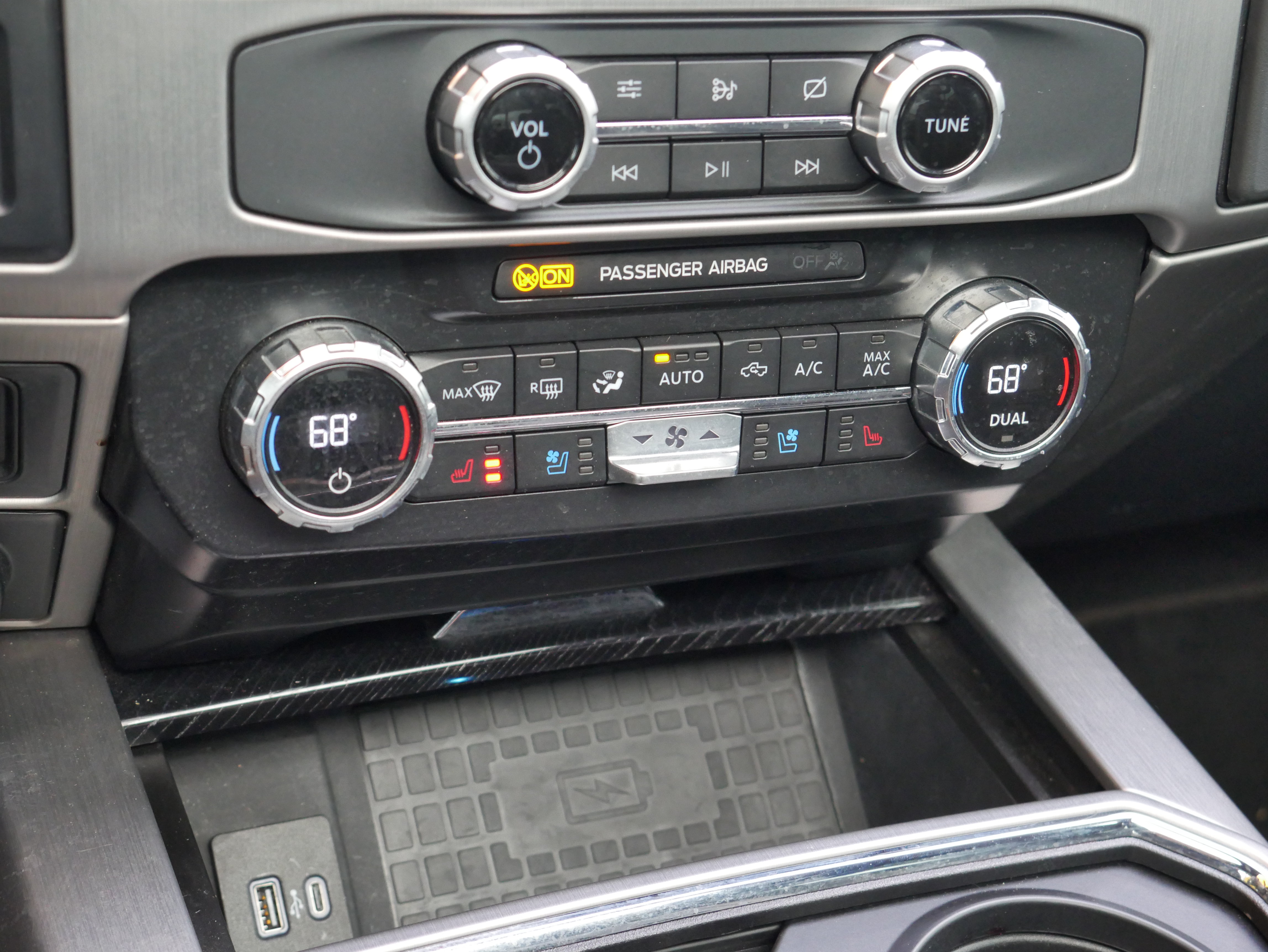 Certified 2022 Ford F250 Platinum AWD/4WD image 18