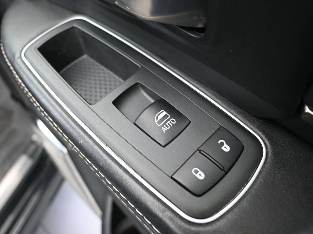 Used 2021 RAM 2500 Limited AWD/4WD image 54