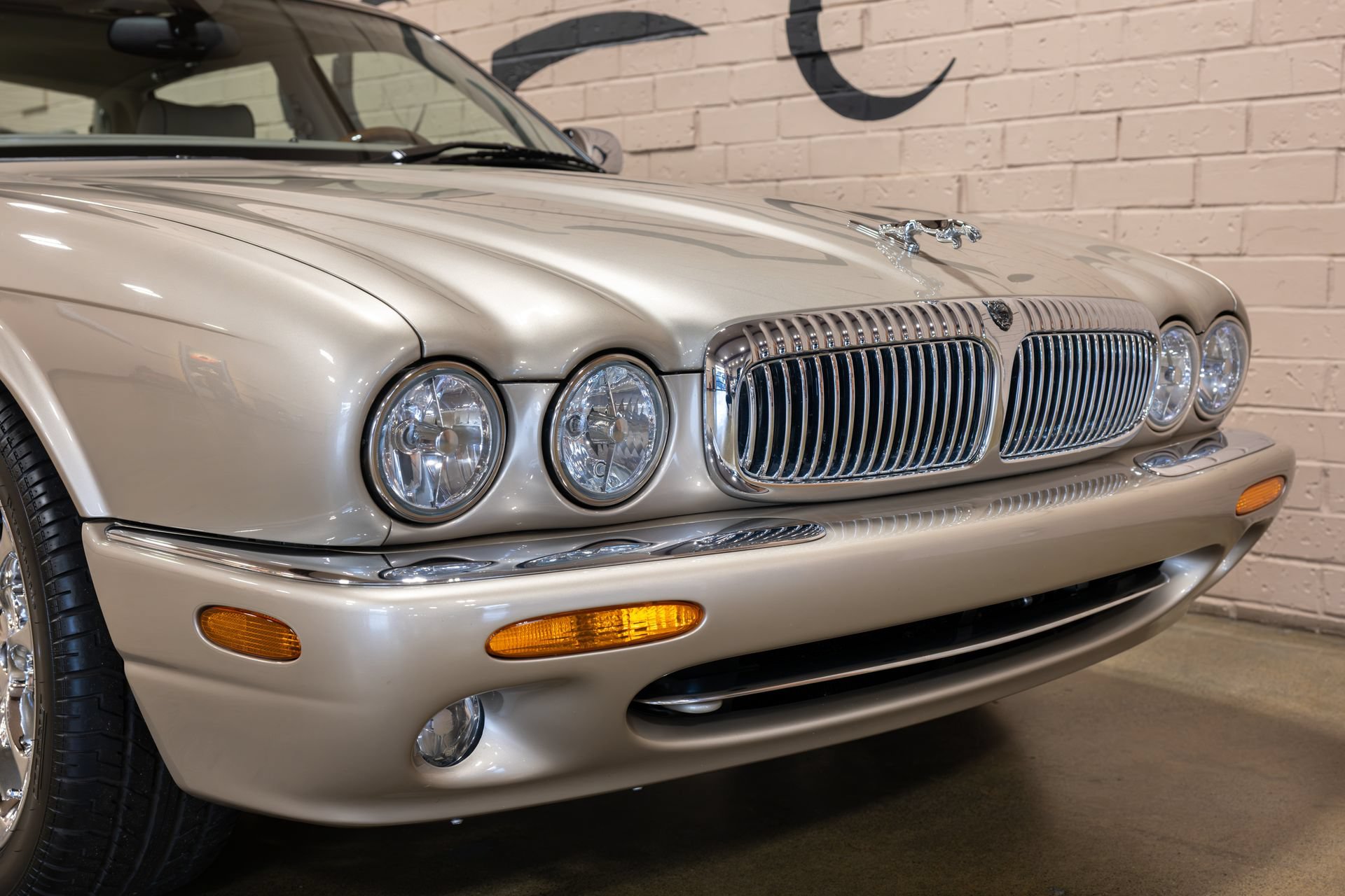 Used 2001 Jaguar XJ Supercharged RWD image 26