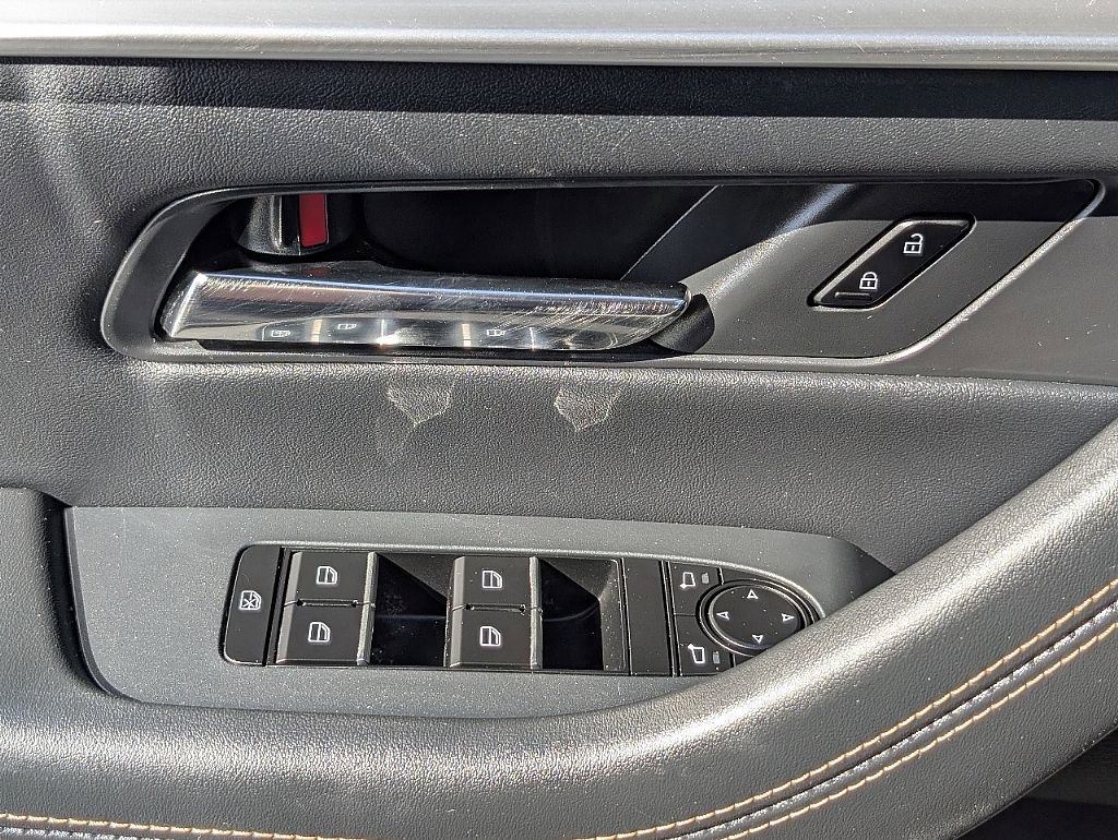 Certified 2024 MAZDA CX-90 Plug-In Hybrid w/ Preferred image 29