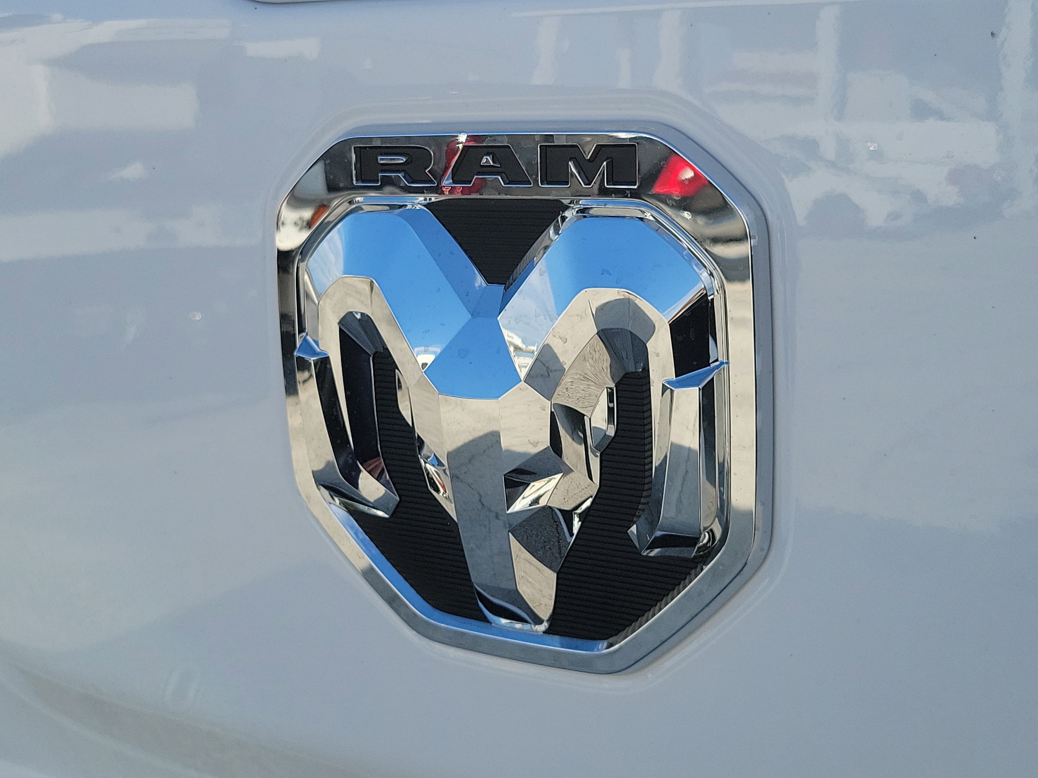New 2026 RAM 1500 Tungsten w/ Trailer Tow Group AWD/4WD image 6
