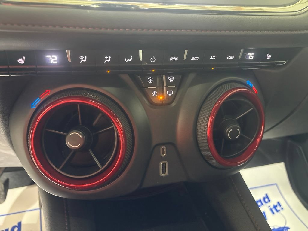 Used 2022 Chevrolet Blazer RS AWD/4WD image 24