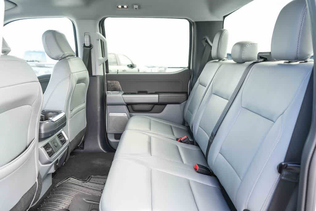Used 2025 Ford F150 Lightning Flash AWD/4WD image 19