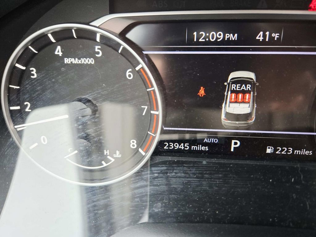 Used 2023 Nissan Rogue SV image 22