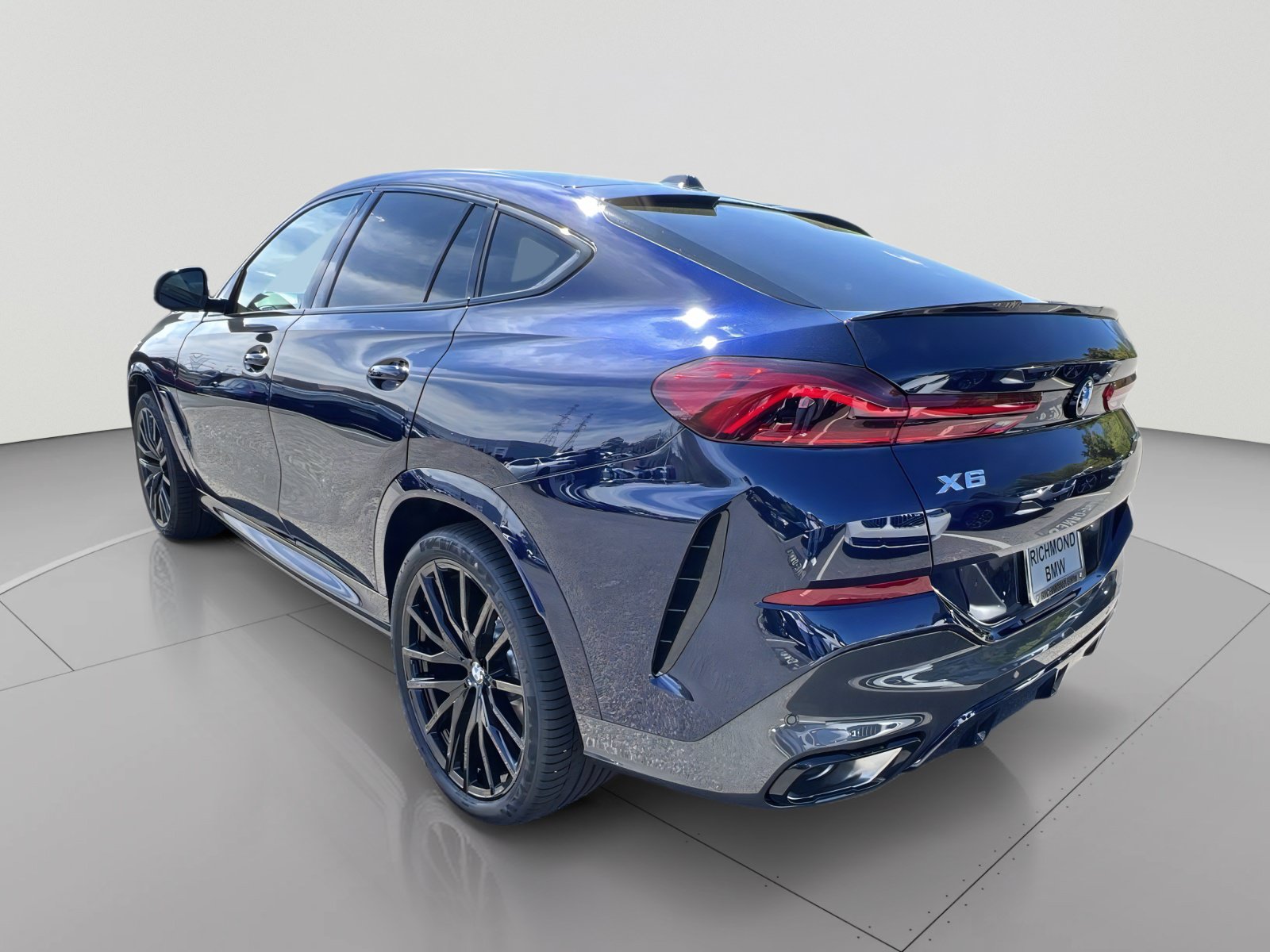 New 2026 BMW X6 xDrive40i AWD/4WD image 3