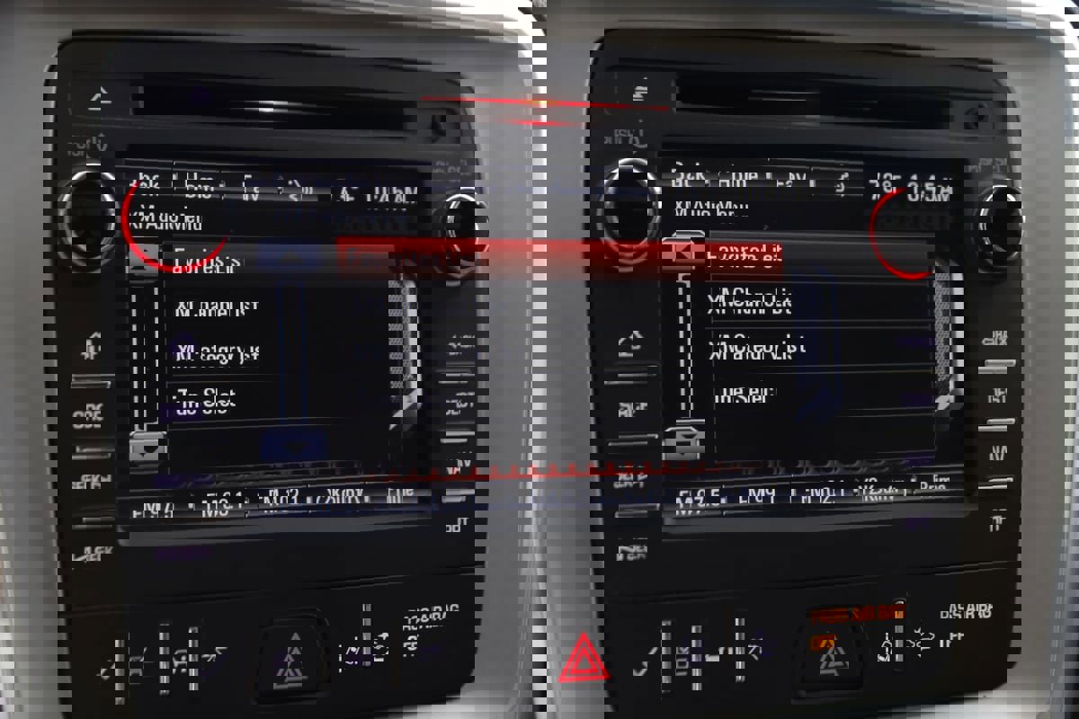 Used 2016 GMC Acadia SLT w/ Open Road Package image 31