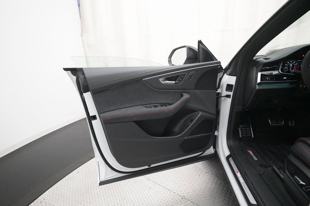 New 2026 Audi RS Q8 performance image 27