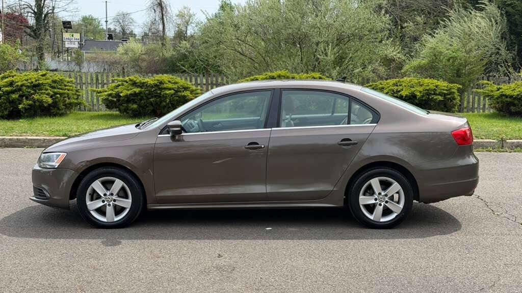 Used 2013 Volkswagen Jetta TDI image 4