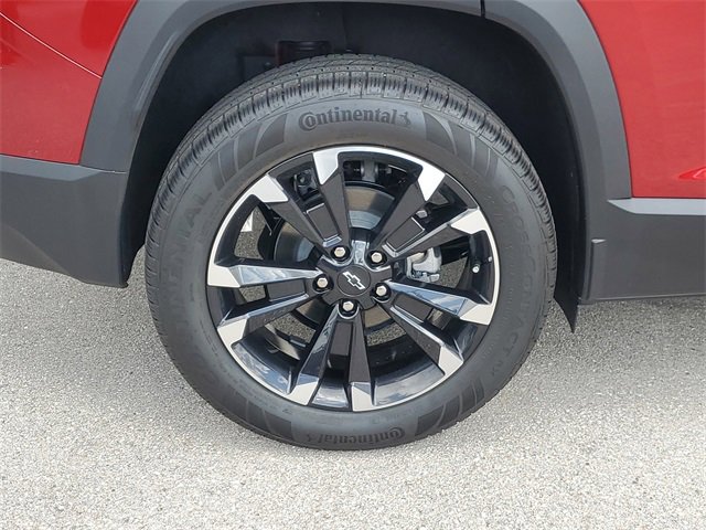 New 2026 Chevrolet Equinox RS image 3