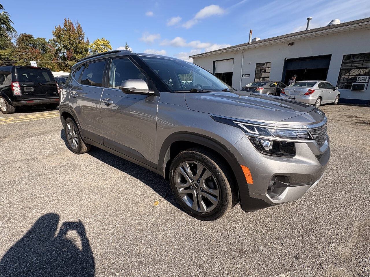 Used 2021 Kia Seltos S FWD image 4