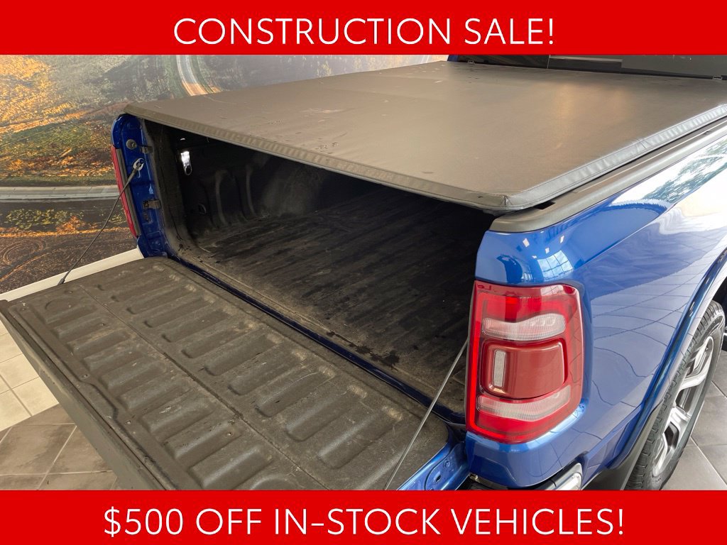 Used 2019 RAM 1500 Laramie AWD/4WD image 16