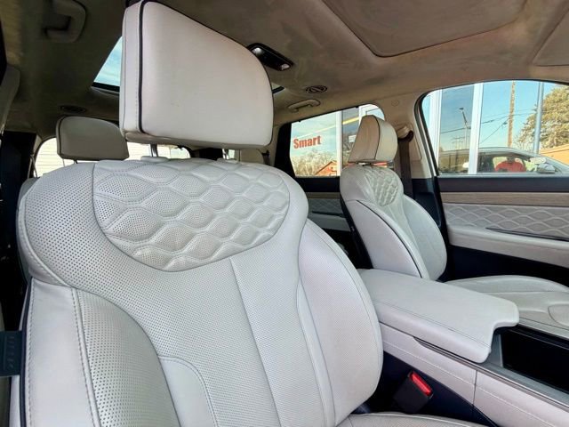 Used 2022 Hyundai Palisade Calligraphy image 22