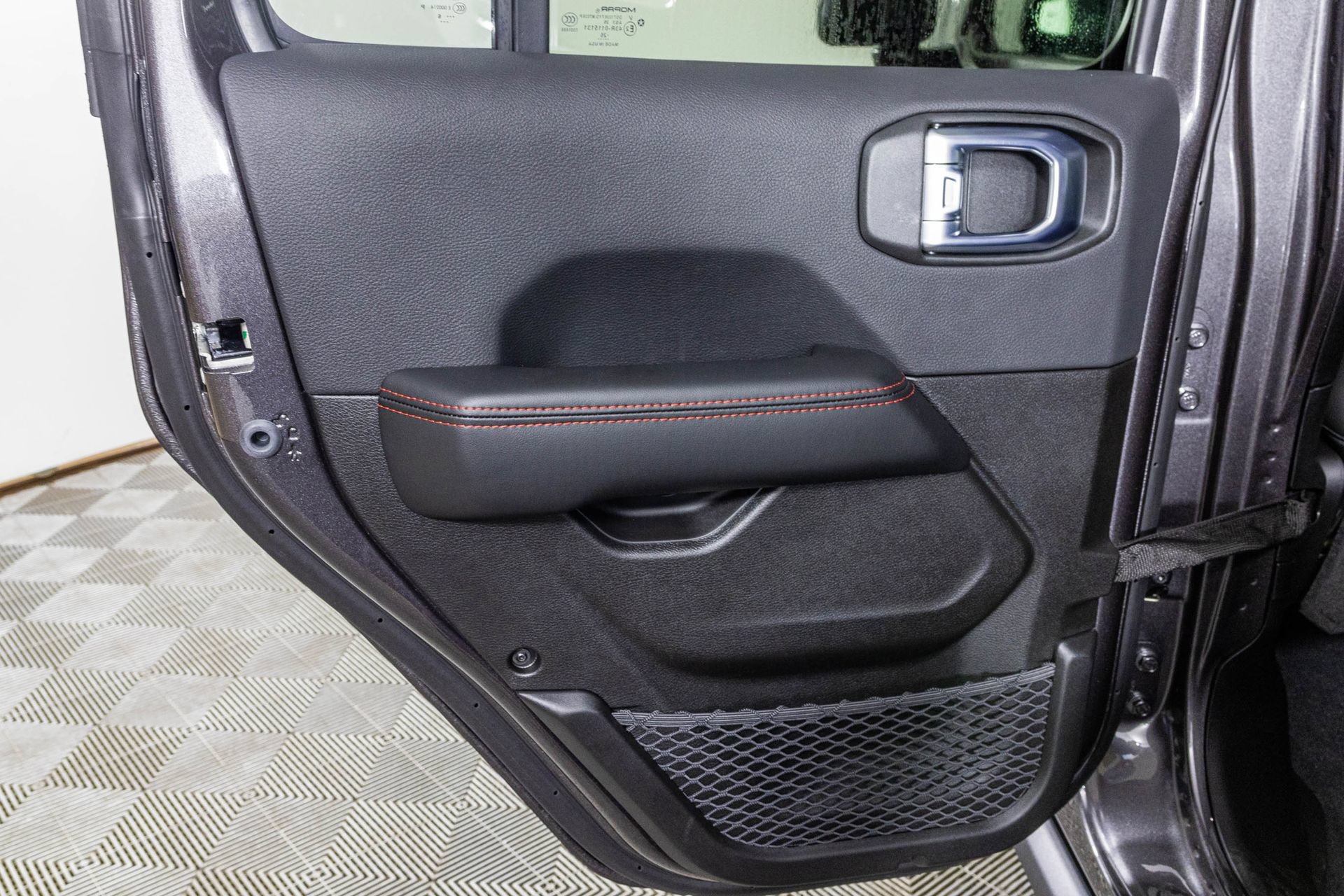 New 2026 Jeep Wrangler Unlimited Rubicon AWD/4WD image 36