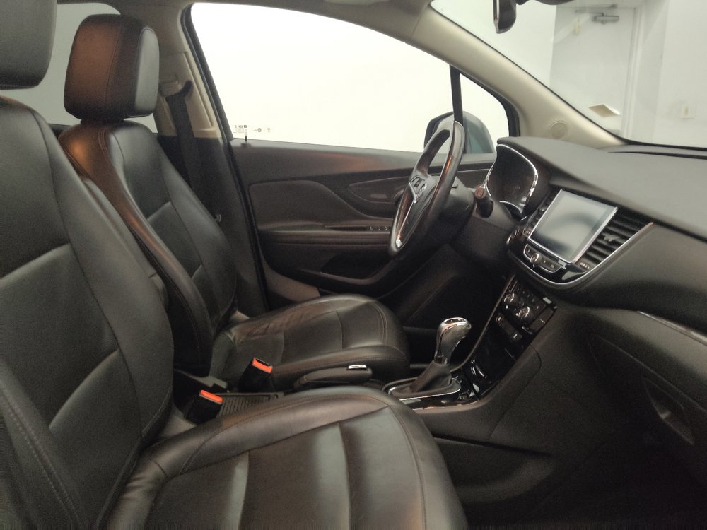 Used 2018 Buick Encore Essence FWD image 21