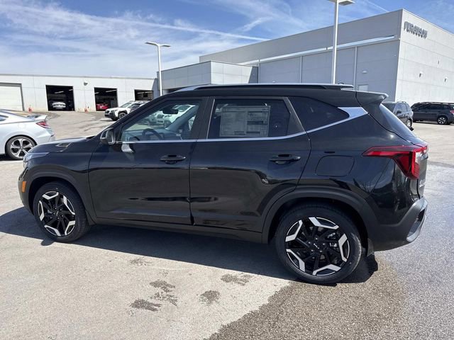 New 2026 Kia Seltos SX w/ SX Sunroof Package image 8