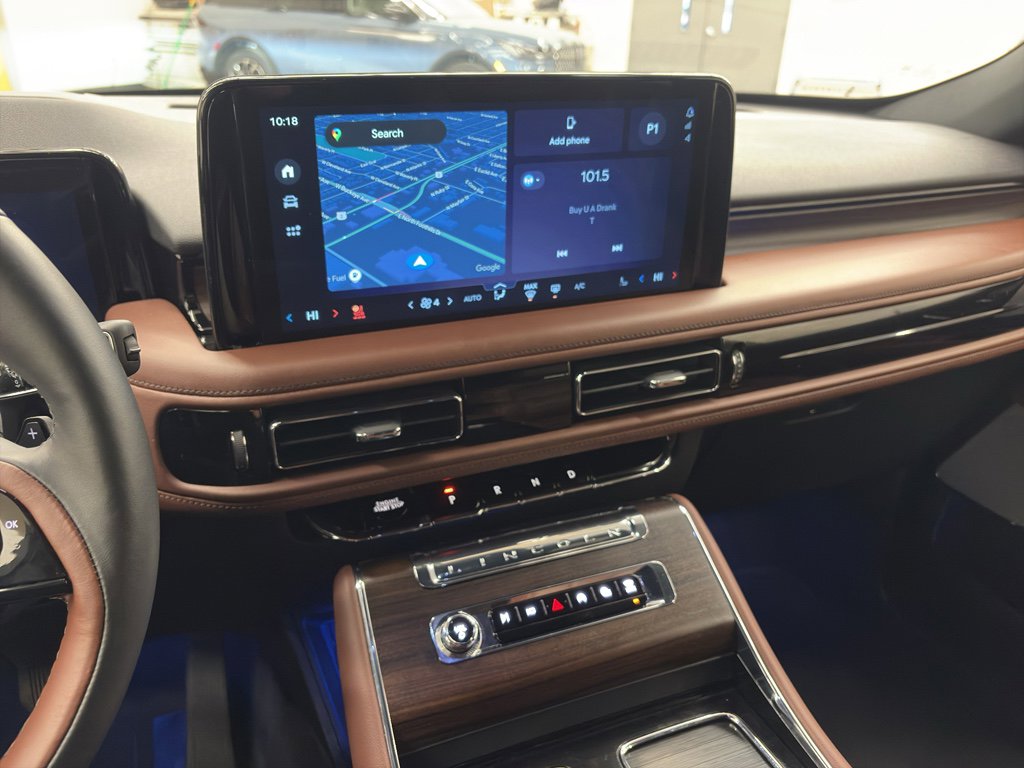 Used 2025 Lincoln Aviator Reserve w/ Equipment Group 201A image 28