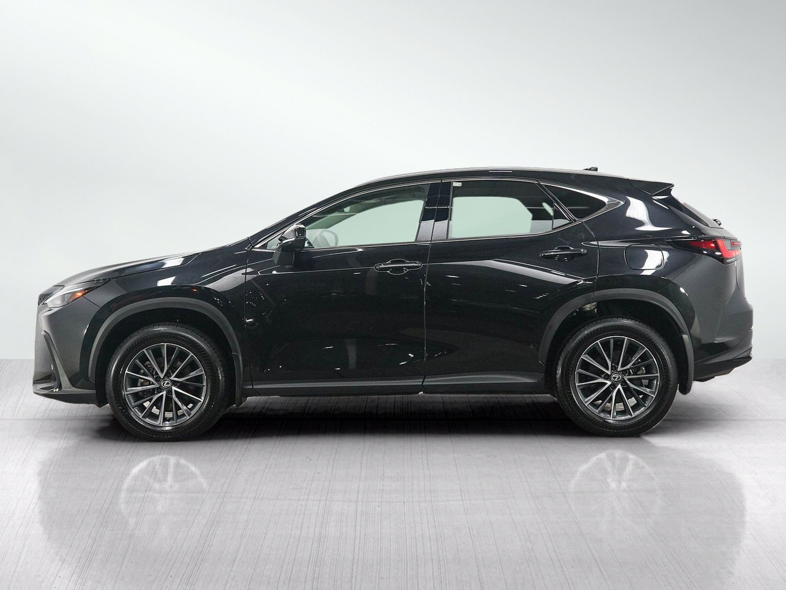 Used 2025 Lexus NX 350 AWD w/ Premium Package image 2