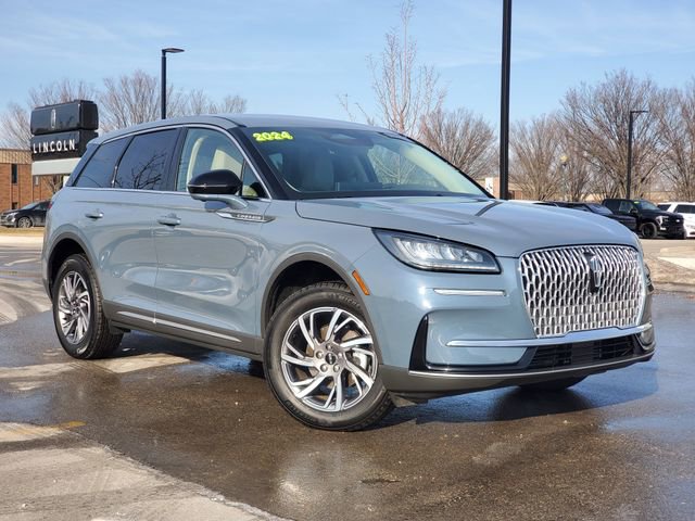 Certified 2024 Lincoln Corsair AWD w/ Equipment Group 101A image 30