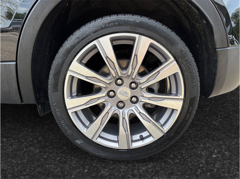 Used 2020 Cadillac XT4 Premium Luxury FWD image 16