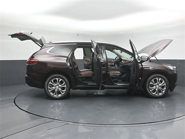 Used 2021 Buick Enclave Avenir w/ Avenir Technology Package image 62