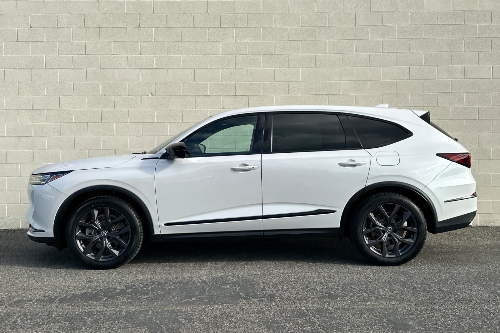 Used 2023 Acura MDX A-Spec AWD/4WD image 7