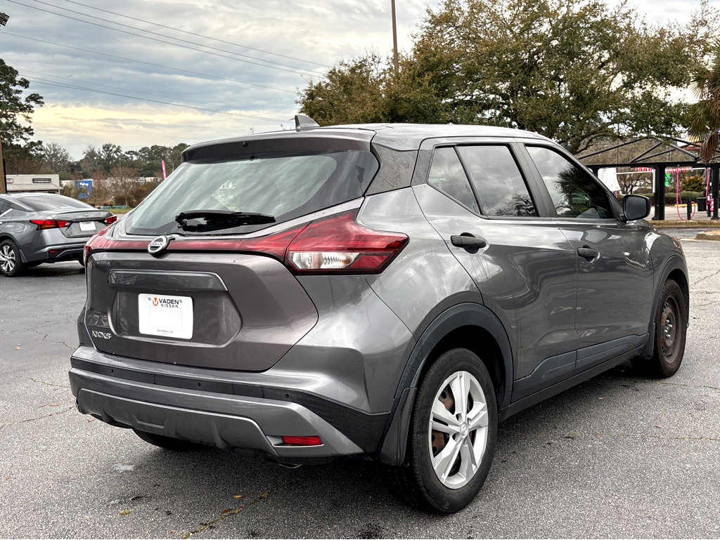 Used 2021 Nissan Kicks S image 25