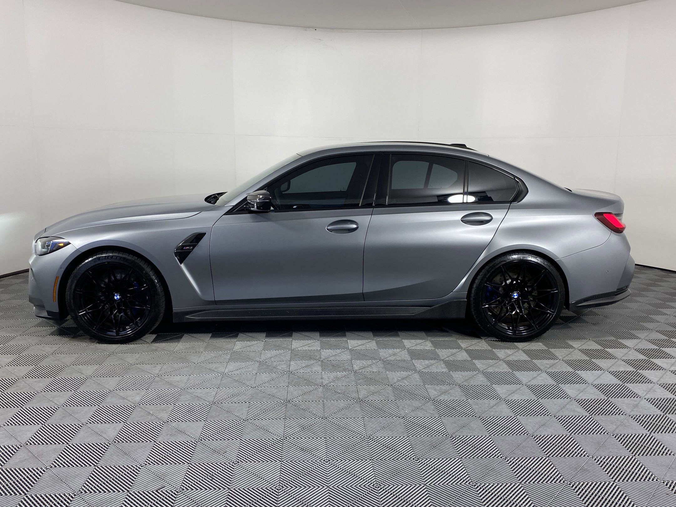 Used 2025 BMW M3 Sedan w/ M Carbon Exterior Package image 2