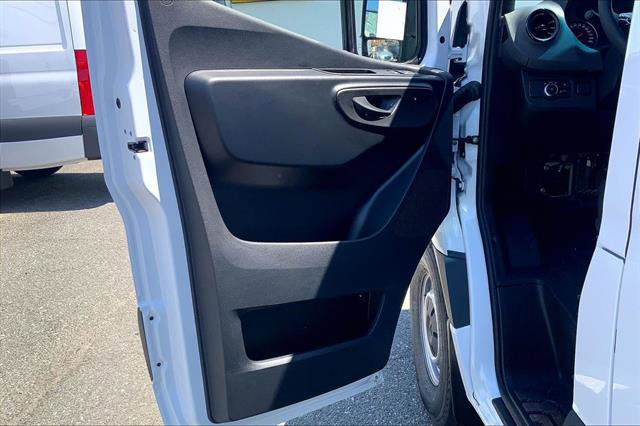 New 2026 Mercedes-Benz Sprinter 2500 image 9