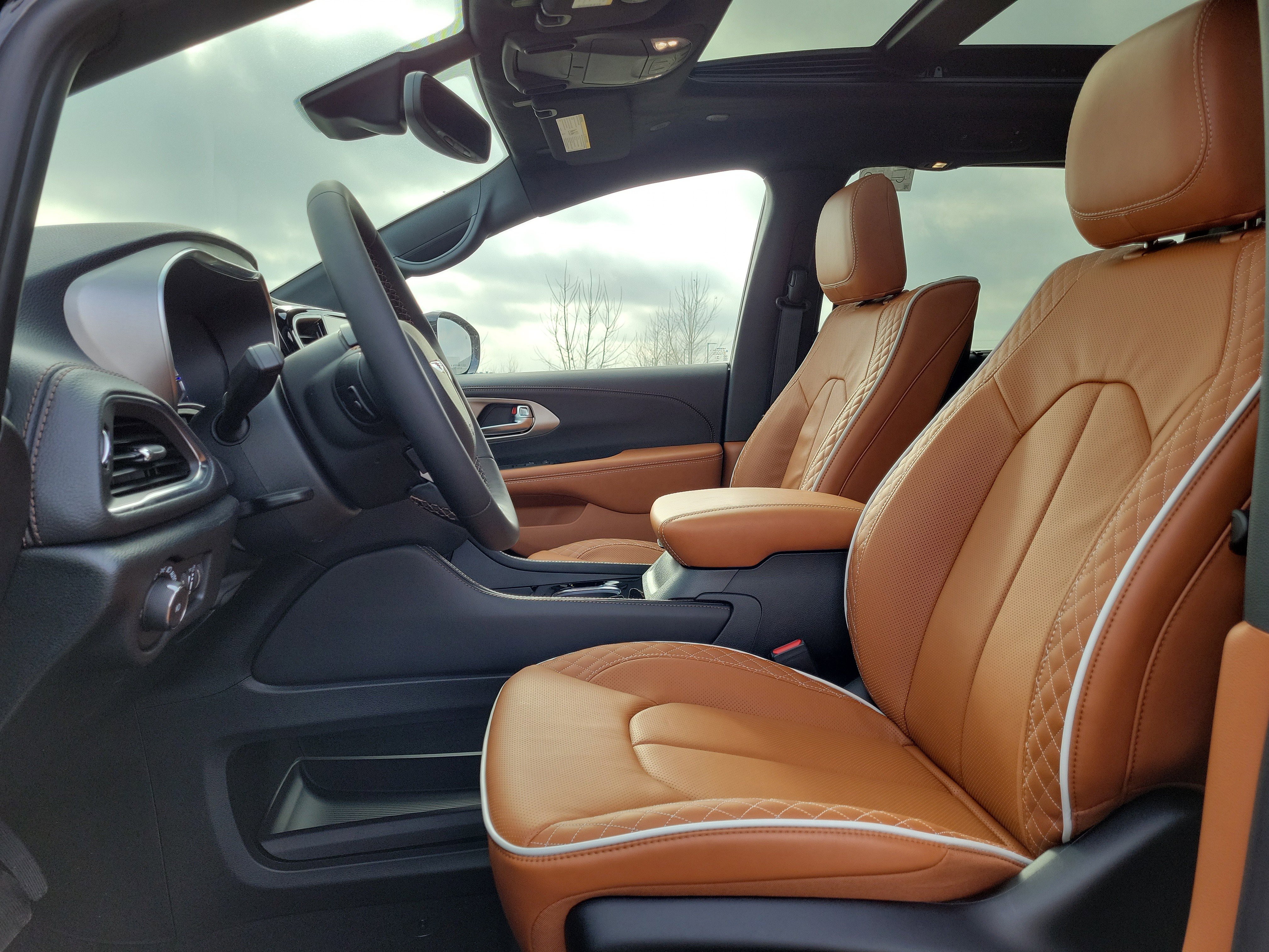 New 2026 Chrysler Pacifica Pinnacle image 20