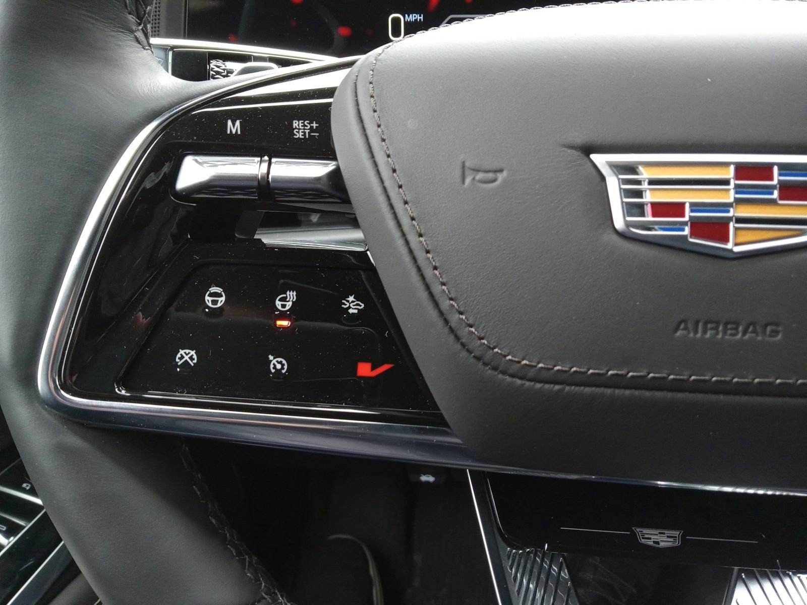 Used 2025 Cadillac Escalade V image 21