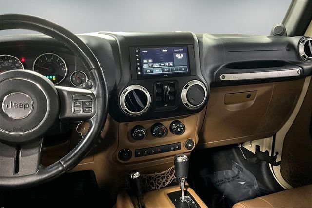 Used 2012 Jeep Wrangler Unlimited Sahara AWD/4WD image 10