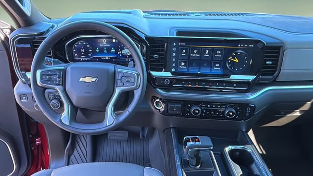 Used 2025 Chevrolet Silverado 1500 LTZ w/ LTZ Premium Package image 9