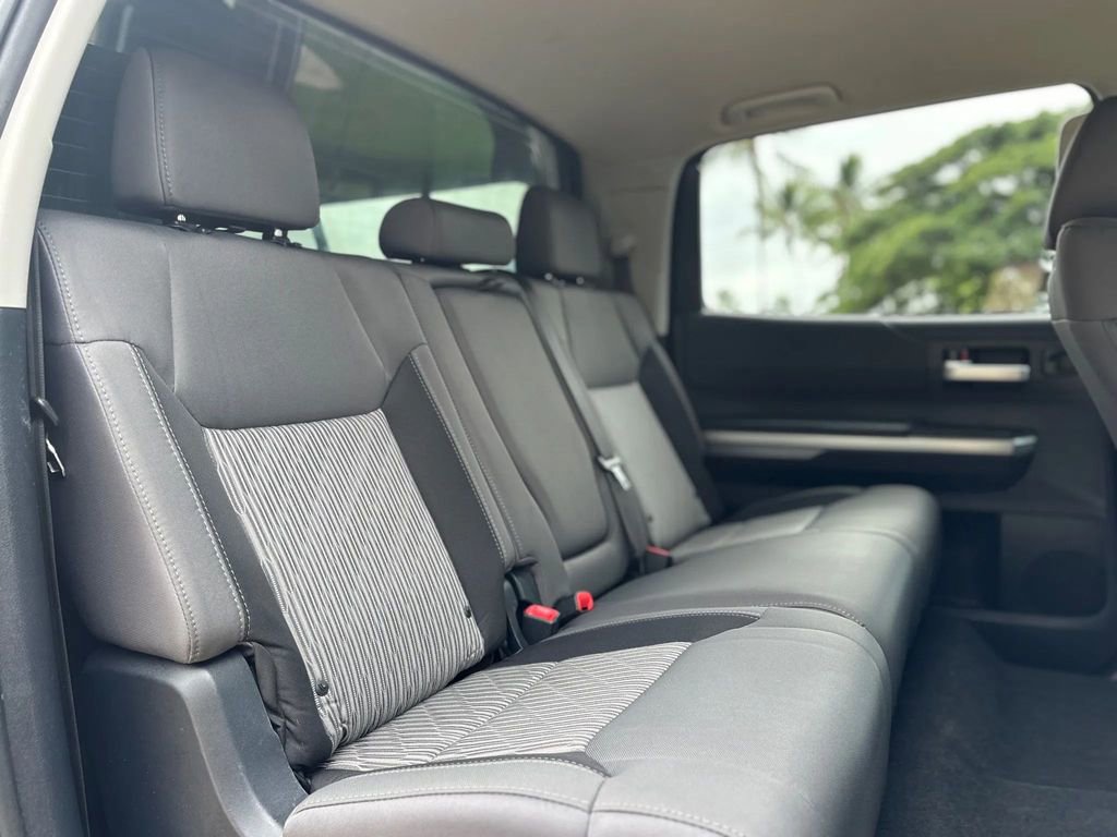 Used 2015 Toyota Tundra SR5 image 12