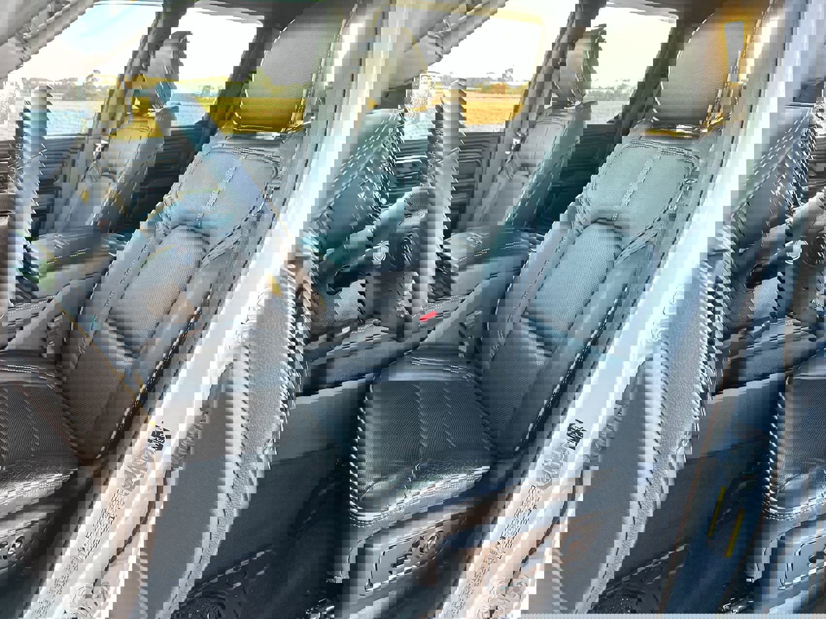 Used 2024 RAM 1500 Limited image 11