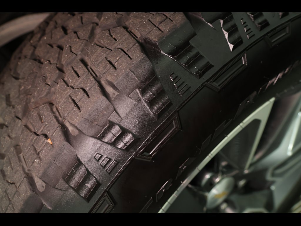 Used 2024 Chevrolet Silverado 1500 LT w/ Z71 Off-Road Package image 16