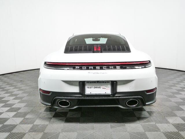 Used 2025 Porsche 911 Carrera RWD image 23