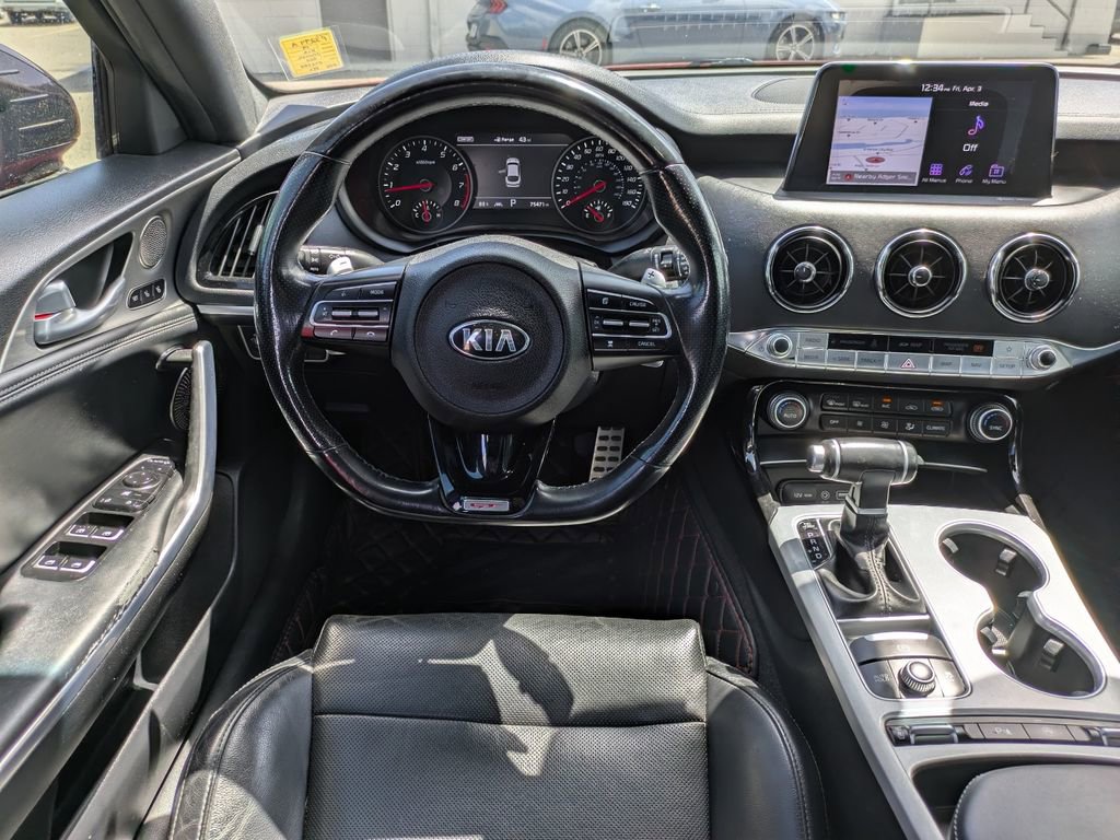 Used 2019 Kia Stinger GT1 image 14