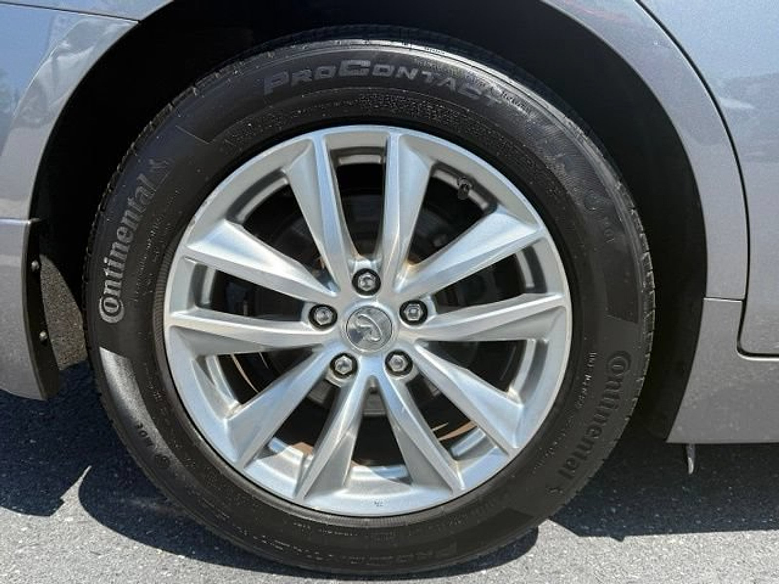 Used 2016 INFINITI Q50 3.0t Premium w/ Driver Assistance Package AWD/4WD image 27