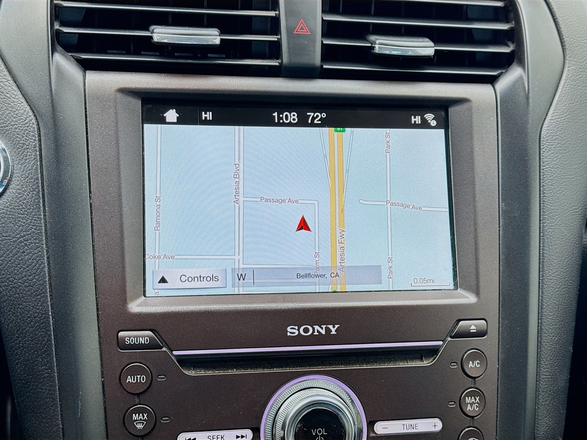 Used 2018 Ford Fusion Energi Titanium image 9