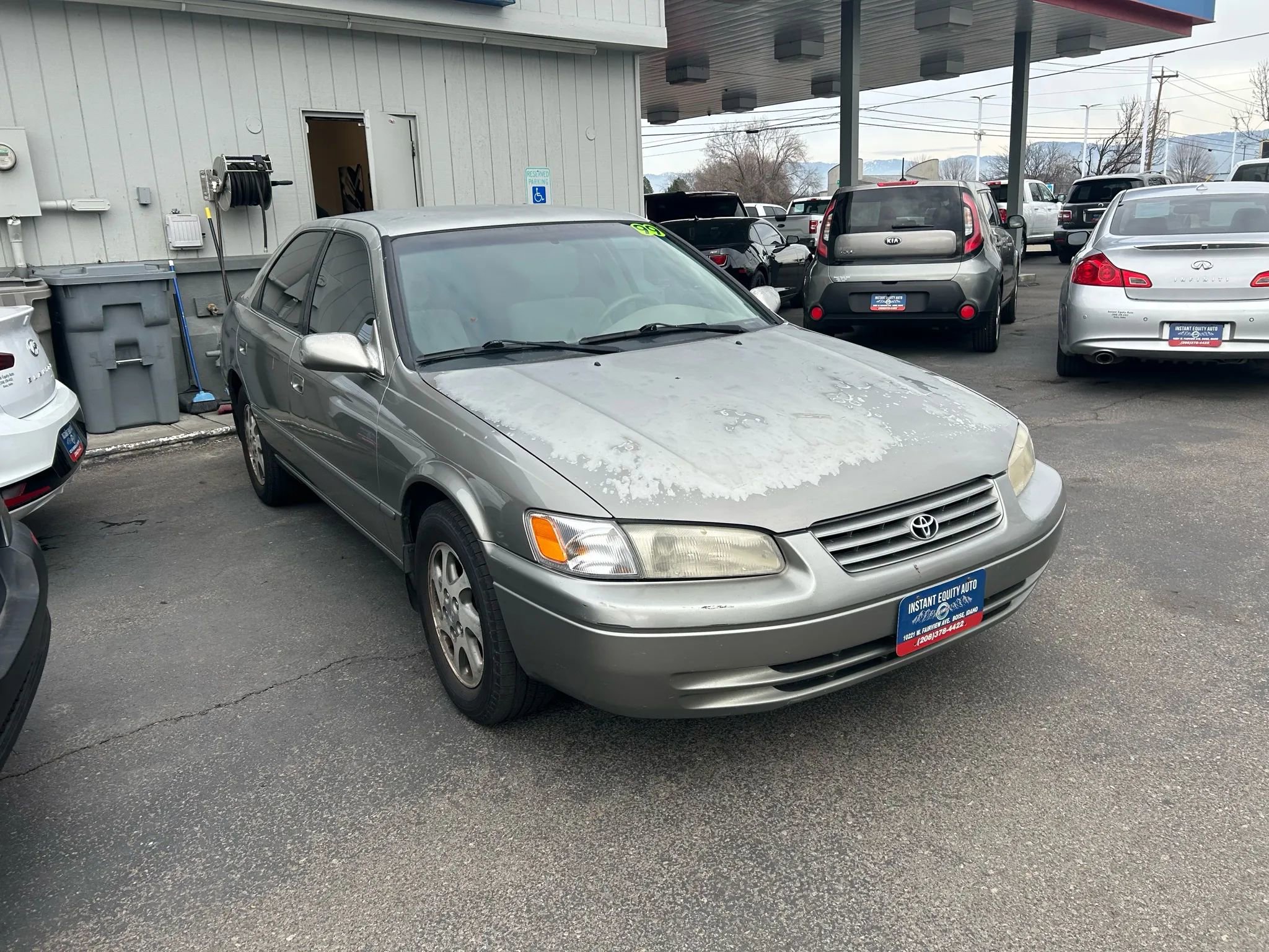 Used 1999 Toyota Camry LE image 2