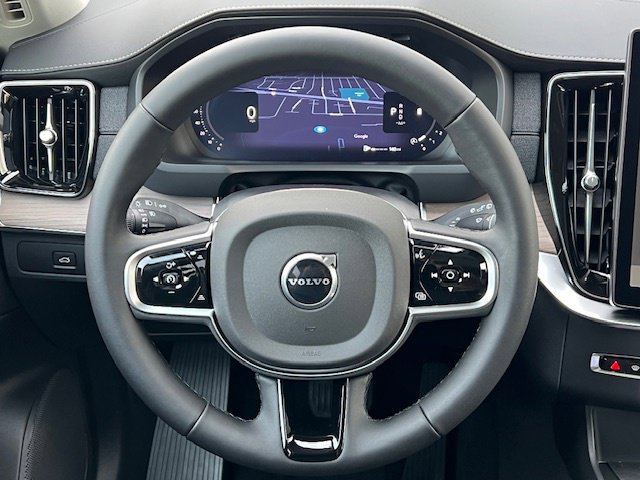 New 2026 Volvo XC90 B6 Plus w/ Protection Package Premier AWD/4WD image 31
