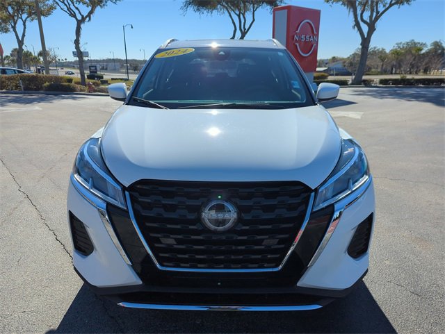 Used 2024 Nissan Kicks SV image 15