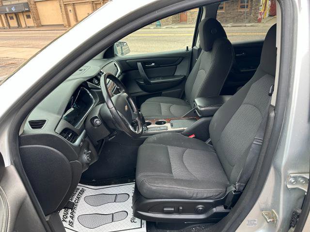 Used 2014 Chevrolet Traverse LT image 13
