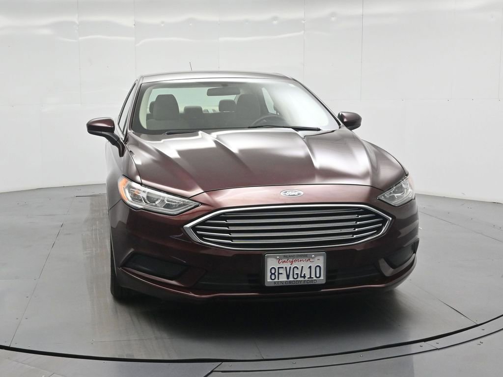Certified 2018 Ford Fusion SE w/ Fusion SE Technology Package image 54